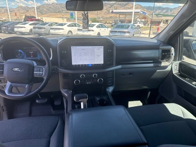 Used 2024 Ford F150 Lightning XLT AWD/4WD image 16