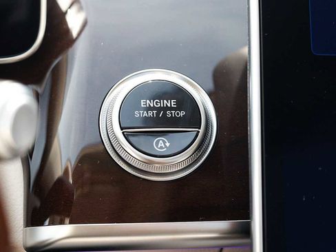 New 2026 Mercedes-Benz S 580 4MATIC Sedan image 21