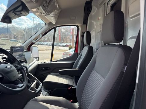 New 2026 Ford Transit 250 148 Medium Roof Extended AWD w/ HVAC Trade Package image 18