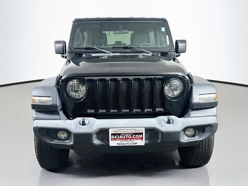 Used 2020 Jeep Wrangler Unlimited Sport AWD/4WD image 2