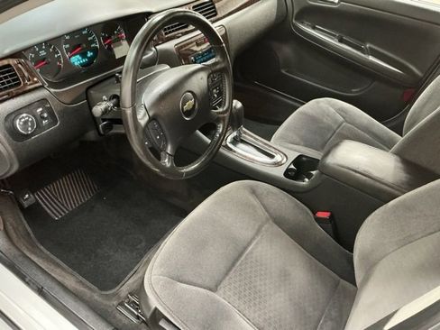 Used 2014 Chevrolet Impala LT w/ LT Sunroof Package image 14