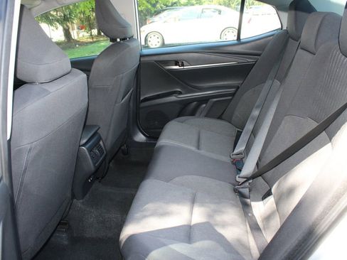 Used 2025 Toyota Camry LE FWD image 12