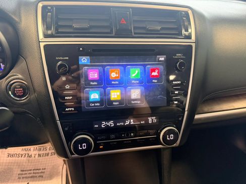 Used 2018 Subaru Outback 2.5i Limited AWD/4WD image 10