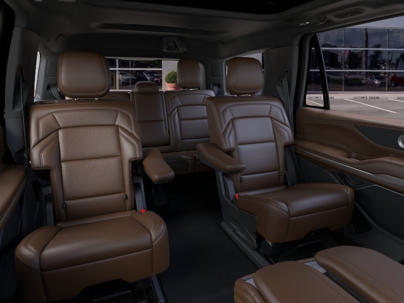 New 2026 Lincoln Navigator Reserve AWD/4WD image 11