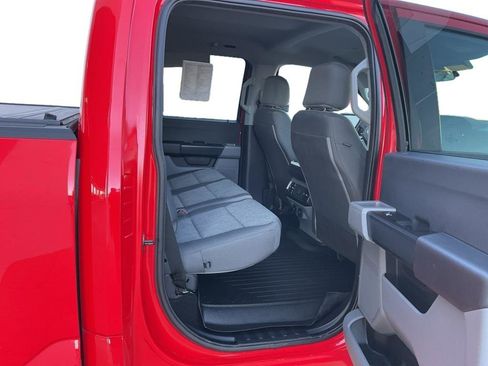 Used 2021 Ford F150 XL w/ Trailer Tow Package image 8