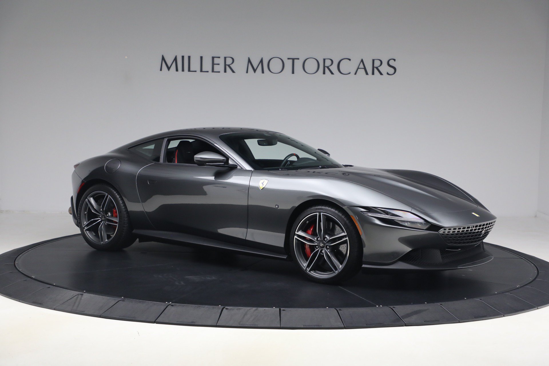 Certified 2023 Ferrari Roma RWD image 11