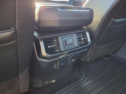 Used 2022 Ford F150 Lariat w/ Max Trailer Tow Package image 34