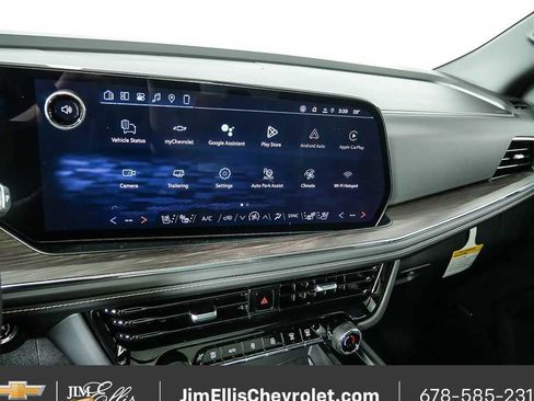 New 2026 Chevrolet Suburban Premier w/ Sun And Tow Package image 14