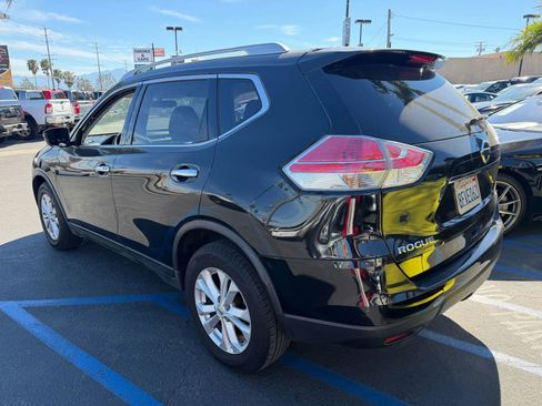 Used 2016 Nissan Rogue SV image 5