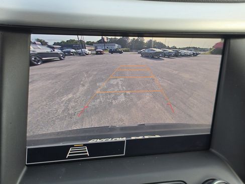 Used 2023 GMC Acadia SLE w/ Driver Convenience Package FWD image 27