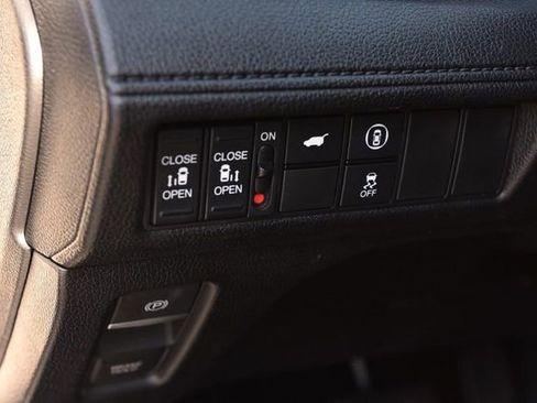 Certified 2023 Honda Odyssey Sport image 11