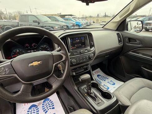 Used 2019 Chevrolet Colorado W/T w/ WT Convenience Package image 9