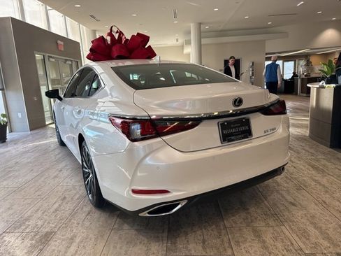 New 2025 Lexus ES 350 w/ Premium Package image 6