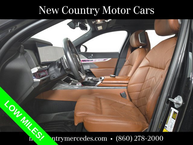 Used 2024 BMW 740i xDrive w/ M Sport Professional Package AWD/4WD image 15