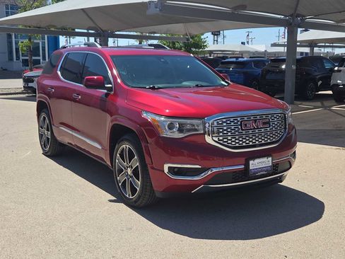 Used 2019 GMC Acadia Denali w/ Technology Package image 2