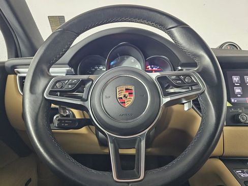 Used 2017 Porsche Macan S AWD/4WD image 26