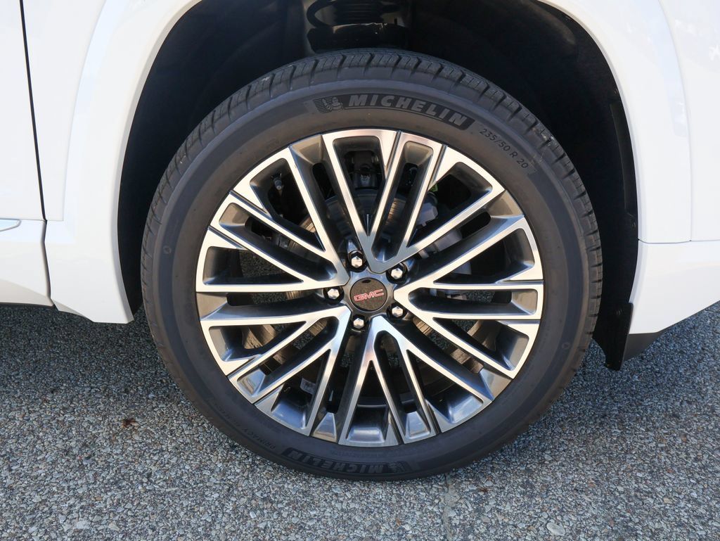 New 2027 GMC Terrain Denali w/ LPO, Floor Liner Package AWD/4WD image 38