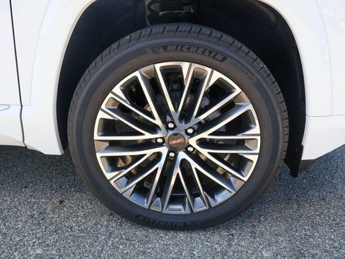 New 2027 GMC Terrain Denali w/ LPO, Floor Liner Package AWD/4WD image 38