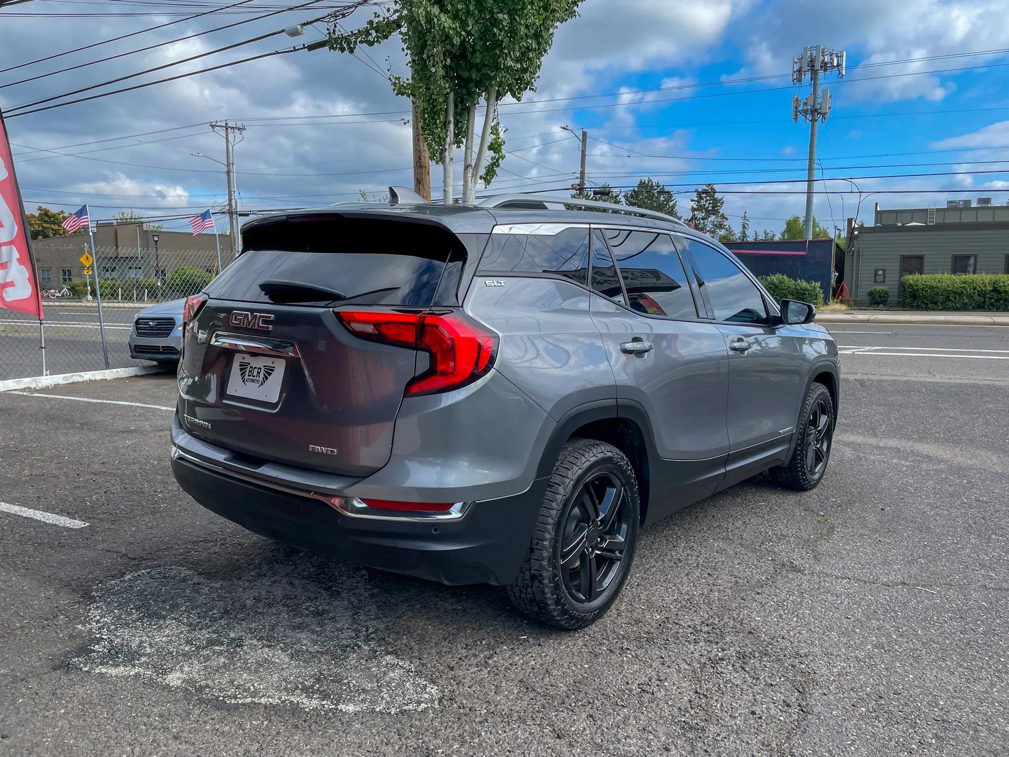 Used 2021 GMC Terrain SLT w/ Infotainment Package II AWD/4WD image 5