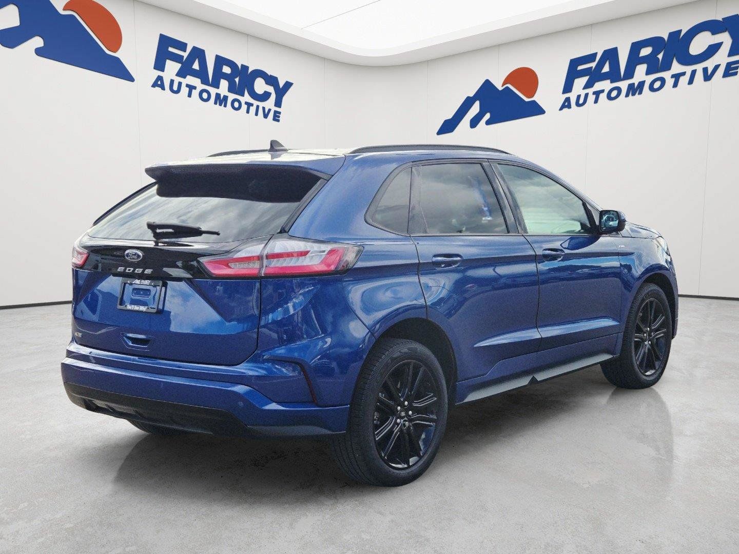 Used 2024 Ford Edge ST-Line AWD/4WD image 4
