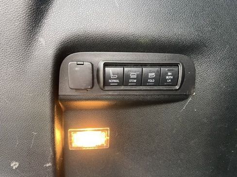 Used 2018 Ford Explorer Sport w/ Equipment Group 401A image 16