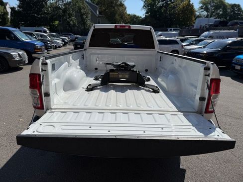 Used 2022 RAM 3500 Big Horn w/ Level A Equipment Group AWD/4WD image 21