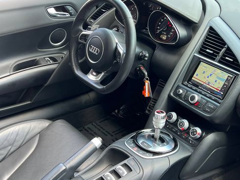 Used 2015 Audi R8 V10 AWD/4WD image 18