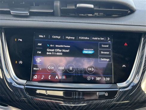 Used 2025 Cadillac XT6 Premium Luxury image 29