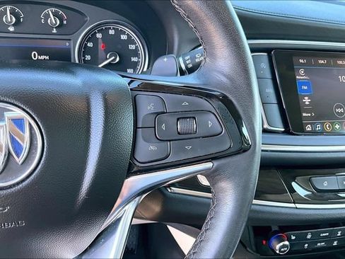 Used 2023 Buick Enclave Essence AWD/4WD image 19