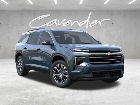 New 2026 Chevrolet Traverse LT w/ Enhanced Driving Package FWD image 7
