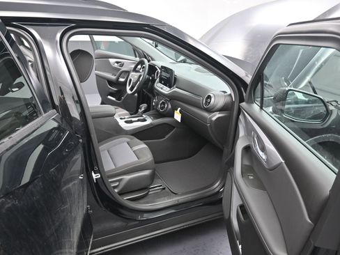 New 2026 Chevrolet Blazer LT w/ Convenience Package image 34