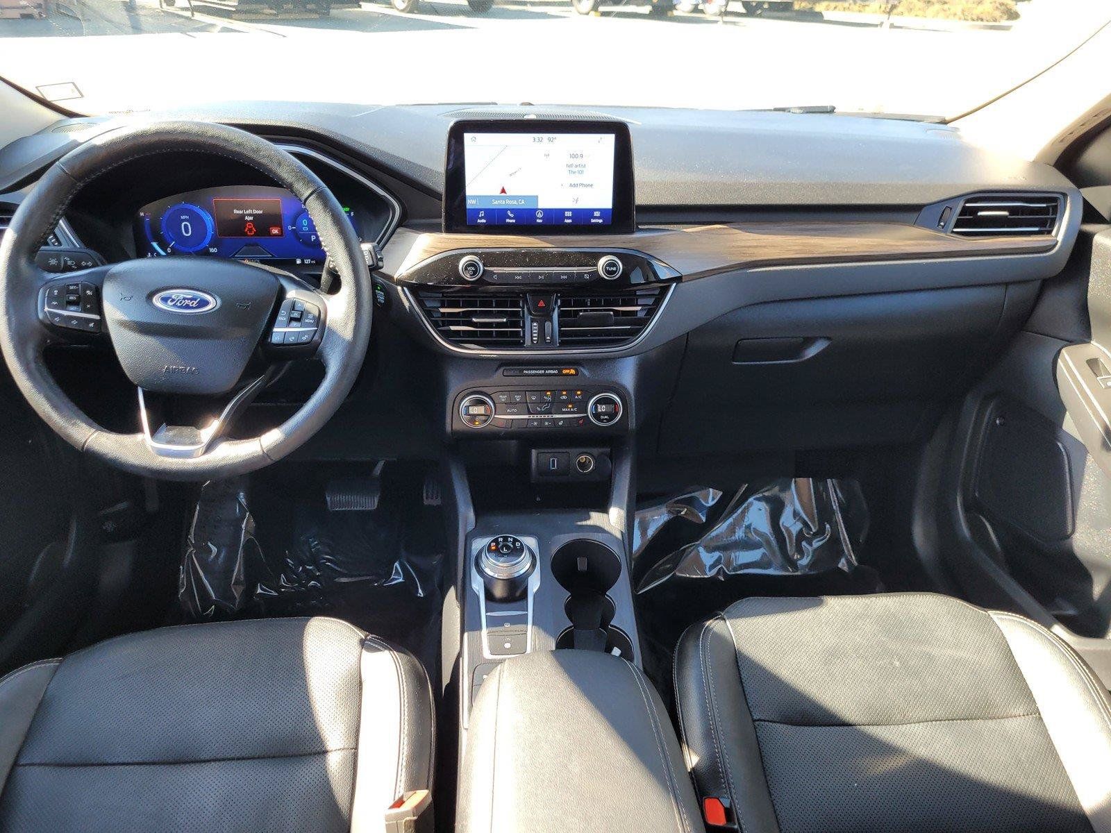 Used 2020 Ford Escape Titanium AWD/4WD image 17