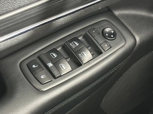 Used 2021 Jeep Grand Cherokee Limited w/ Luxury Group II AWD/4WD image 35