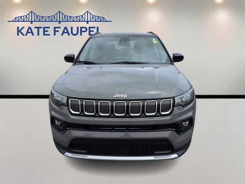 Used 2022 Jeep Compass Limited AWD/4WD image 2