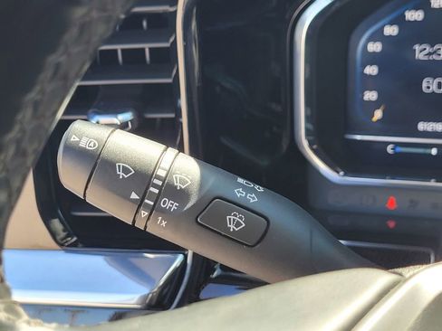 Used 2024 Chevrolet Silverado 3500 High Country w/ Z71 Off-Road Package image 25