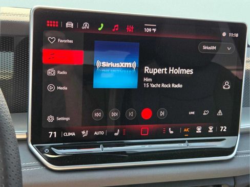 New 2026 Volkswagen Tiguan SE R-Line FWD image 25