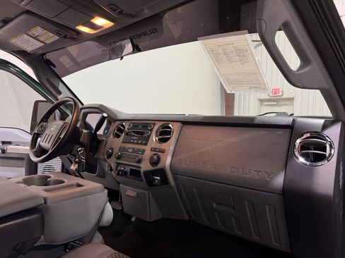 Used 2016 Ford F250 XLT w/ FX4 Off-Road Package image 11