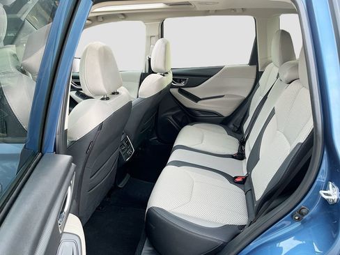Used 2024 Subaru Forester Premium AWD/4WD image 24