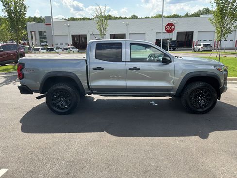 Used 2023 Chevrolet Colorado Trail Boss w/ Safety Package AWD/4WD image 11