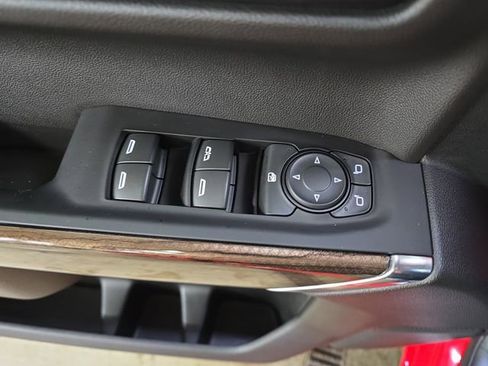 Used 2021 Chevrolet Silverado 1500 RST w/ Z71 Off-Road Package image 29