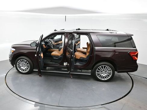 Used 2023 Ford Expedition Max Platinum image 44