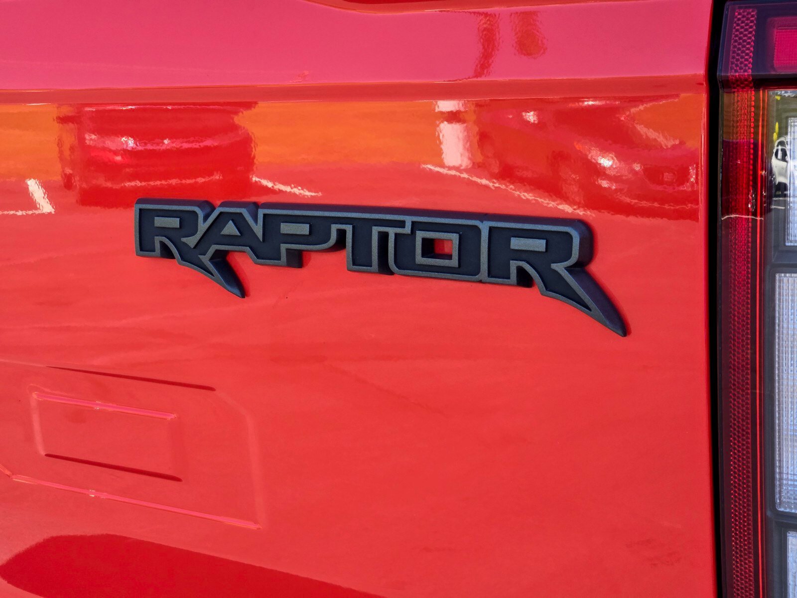 Used 2022 Ford F150 Raptor w/ Equipment Group 801A High AWD/4WD image 20