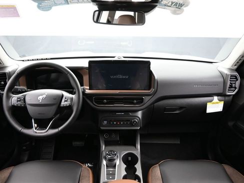 New 2025 Ford Bronco Sport Outer Banks w/ Outer Banks Tech Package+ AWD/4WD image 22
