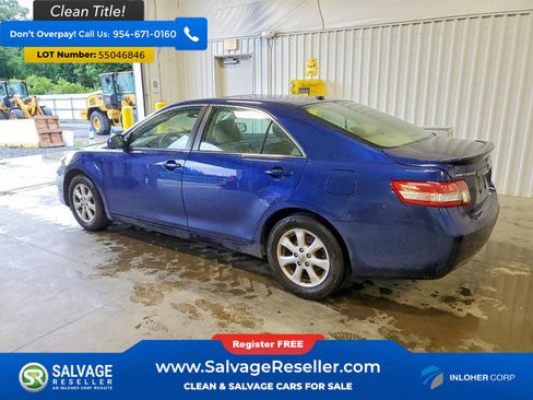 Used 2011 Toyota Camry LE w/ LE Extra-Value Pkg FWD image 3