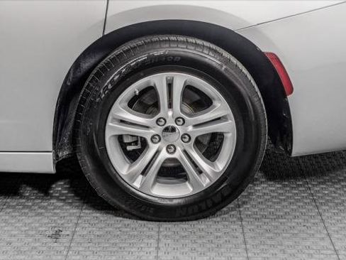 Used 2023 Dodge Charger SXT RWD image 34