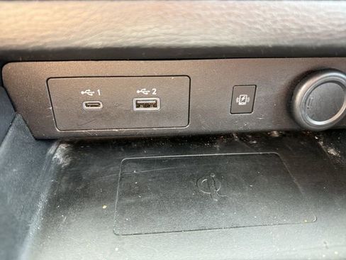 Used 2024 Mitsubishi Outlander SE image 31