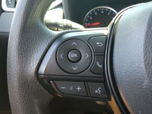 Used 2019 Toyota RAV4 XLE w/ Convenience Package AWD/4WD image 22