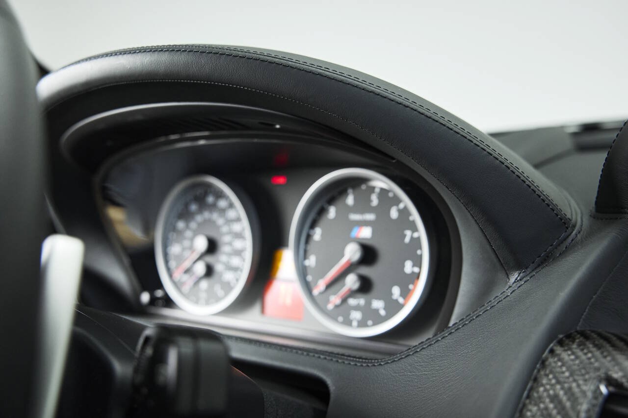 Used 2006 BMW M6 Coupe RWD image 59
