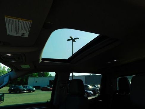 Used 2024 Chevrolet Silverado 1500 LTZ w/ LTZ Premium Package image 18