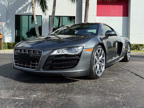 Used 2010 Audi R8 V10 AWD/4WD image 10